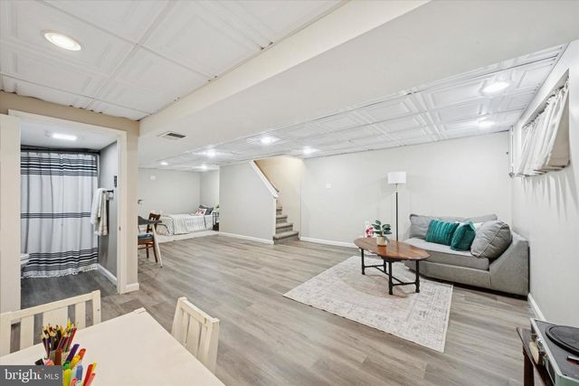 124 STONEY HILL RD, Ridley Park, PA 19078