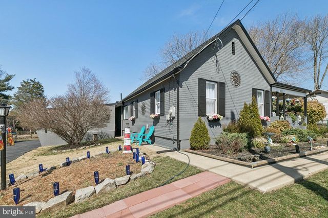 1332 PEACH ST, Upper Chichester, PA 19061