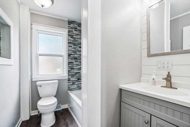 1034 88th AVENUE, Kenosha, WI 53144