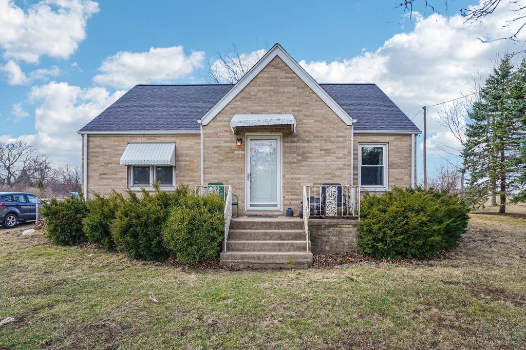 1034 88th AVENUE, Kenosha, WI 53144