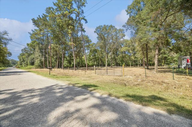 27605 Northgate Ln Lane, Splendora, TX 77372