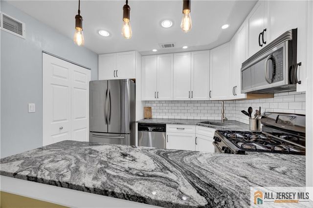 65 Pennsylvania Way, North Brunswick, NJ 08902