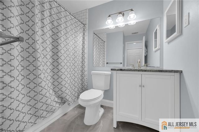 65 Pennsylvania Way, North Brunswick, NJ 08902