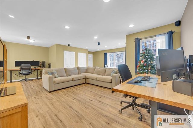 65 Pennsylvania Way, North Brunswick, NJ 08902