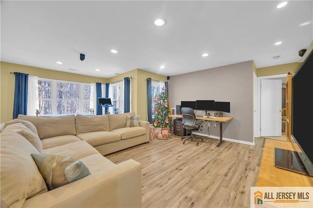 65 Pennsylvania Way, North Brunswick, NJ 08902