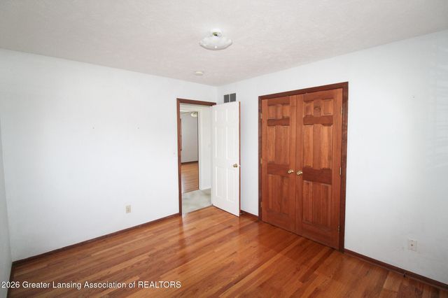 1036 N Crandell Drive, Charlotte, MI 48813