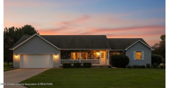 1036 N Crandell Drive, Charlotte, MI 48813