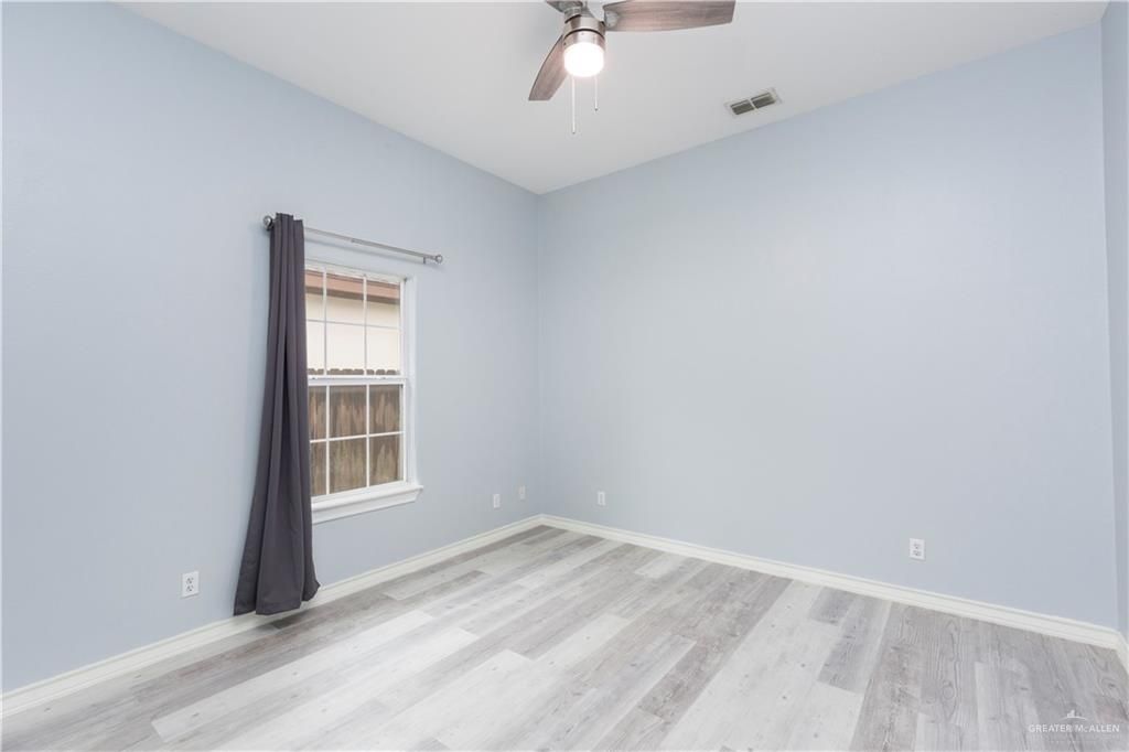 Image 13 of property listing at 708 S Excalibur Street, Edinburg, TX 78539