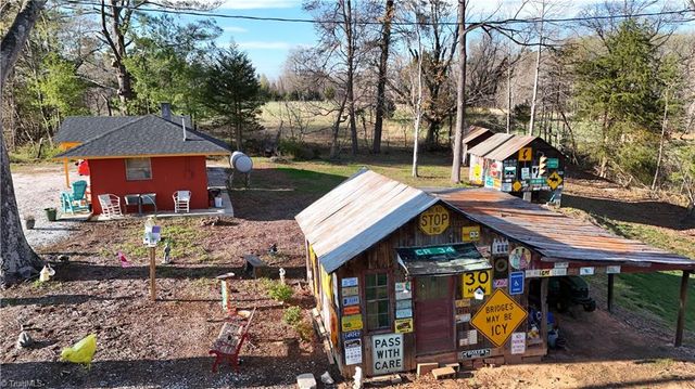 4797 Rockford Road, Dobson, NC 27017