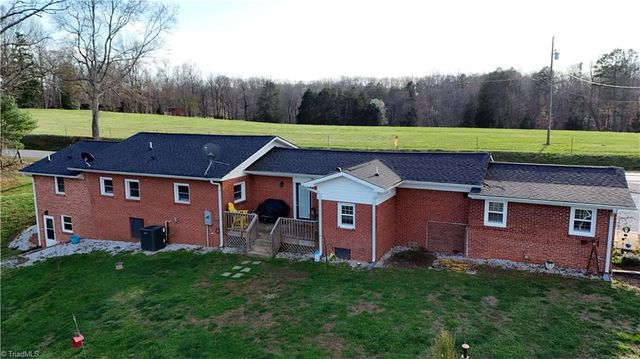 4797 Rockford Road, Dobson, NC 27017