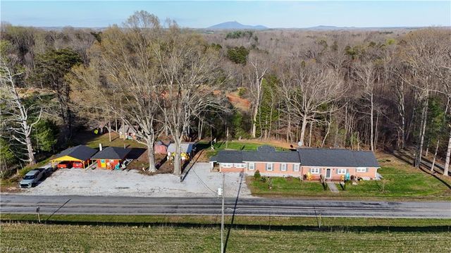 4797 Rockford Road, Dobson, NC 27017