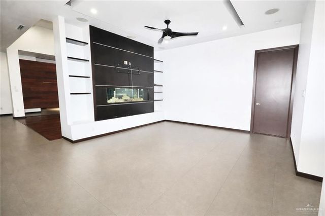 302 Grovewood Avenue, Mission, TX 78572