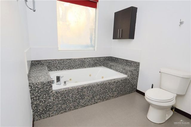 302 Grovewood Avenue, Mission, TX 78572