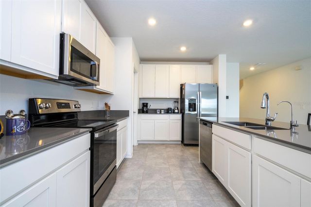 668 DARING DRIVE, Davenport, FL 33837