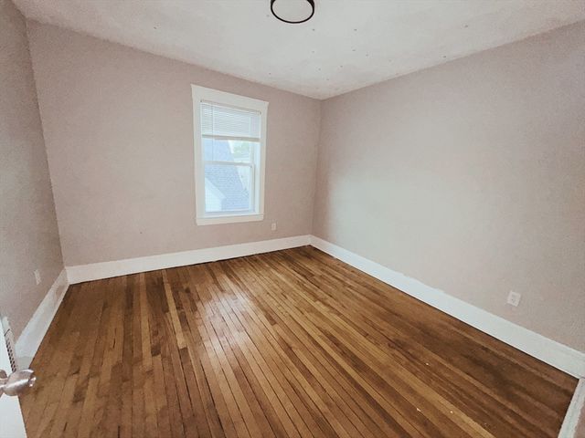 46 Grove St 3, Lynn, MA 01905