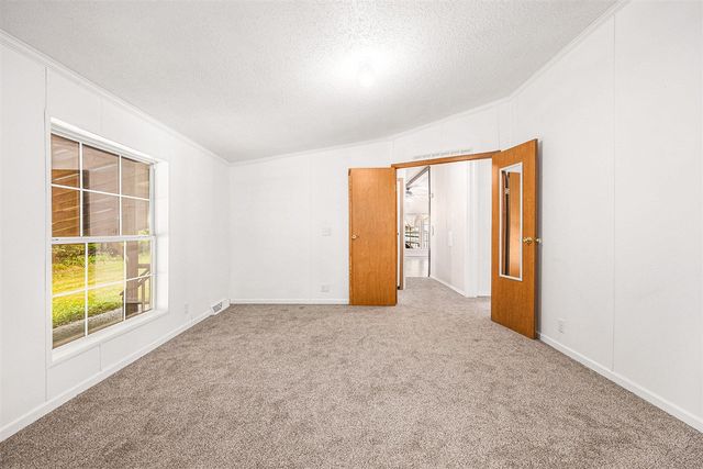 2141 S Parsons Avenue, Fremont, MI 49412