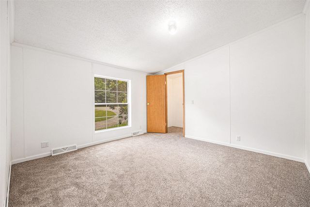 2141 S Parsons Avenue, Fremont, MI 49412