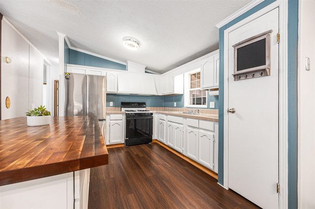 2141 S Parsons Avenue, Fremont, MI 49412