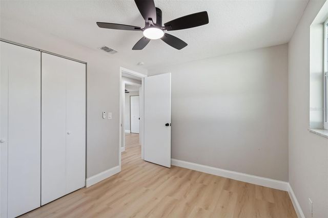 8818 AUBURN WAY, Tampa, FL 33615