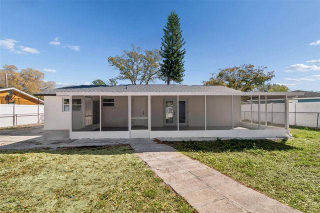 8818 AUBURN WAY, Tampa, FL 33615