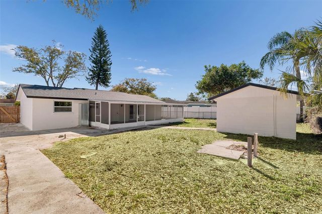 8818 AUBURN WAY, Tampa, FL 33615