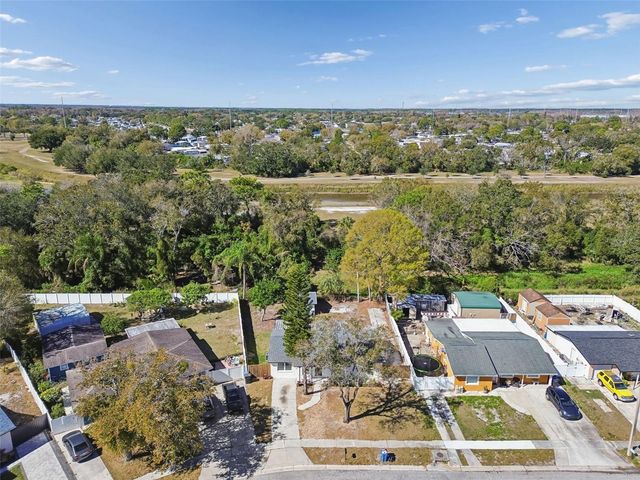 8818 AUBURN WAY, Tampa, FL 33615