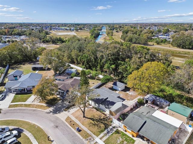 8818 AUBURN WAY, Tampa, FL 33615