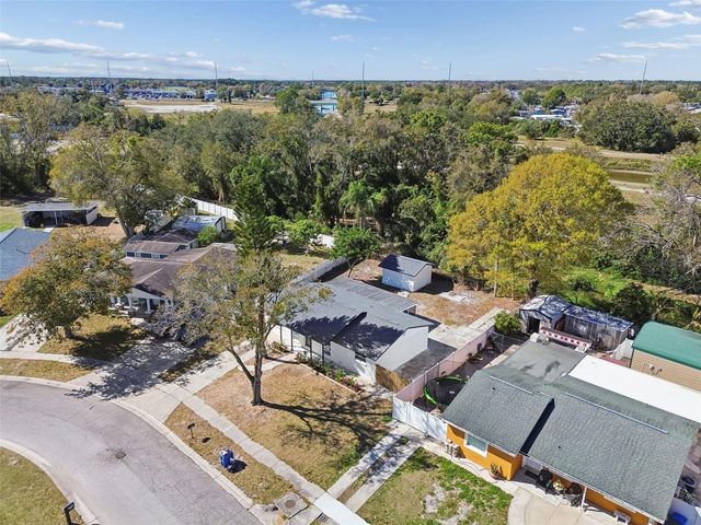 8818 AUBURN WAY, Tampa, FL 33615