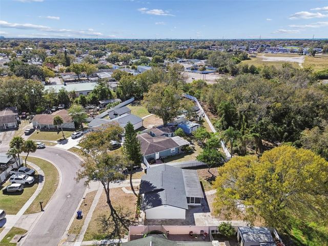 8818 AUBURN WAY, Tampa, FL 33615