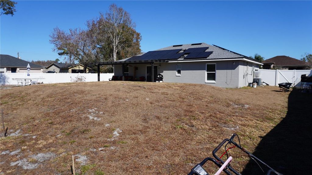 Image 4 of property listing at 3480 CLINGMAN STREET, Deltona, FL 32738