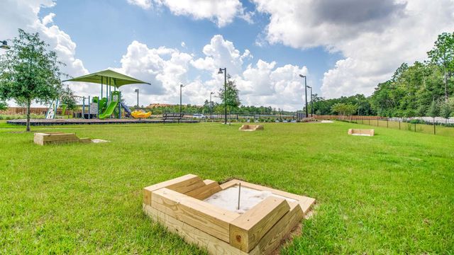 8159 Fox Hunt Drive, Milton, FL 32583