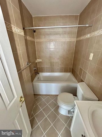 3301 SPRING LN, Falls Church, VA 22041