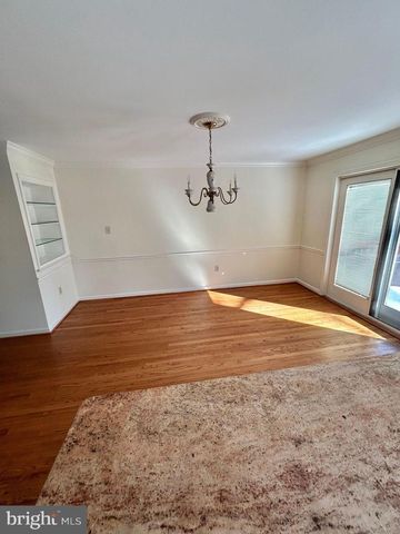 3301 SPRING LN, Falls Church, VA 22041