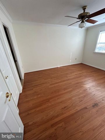 3301 SPRING LN, Falls Church, VA 22041