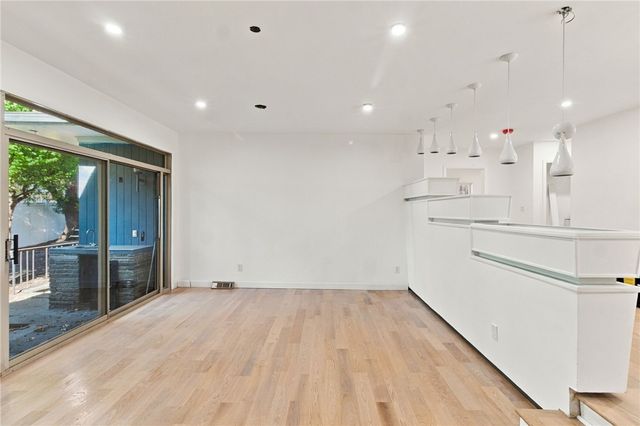 38 Amherst Road, Cranston, RI 02920