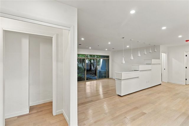 38 Amherst Road, Cranston, RI 02920