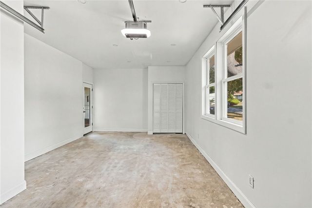 38 Amherst Road, Cranston, RI 02920