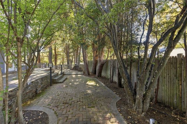 38 Amherst Road, Cranston, RI 02920