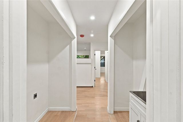 38 Amherst Road, Cranston, RI 02920