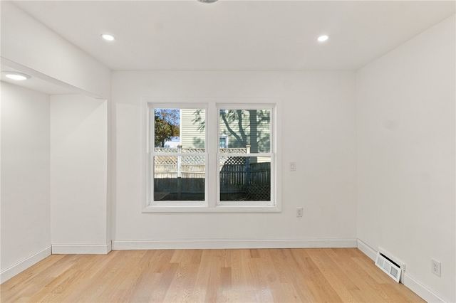 38 Amherst Road, Cranston, RI 02920