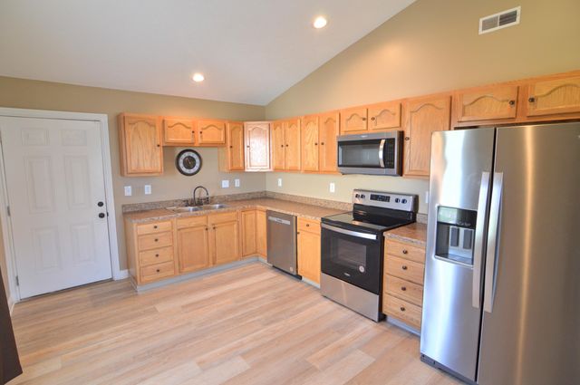 304 Brentwood Drive, Dry Ridge, KY 41035