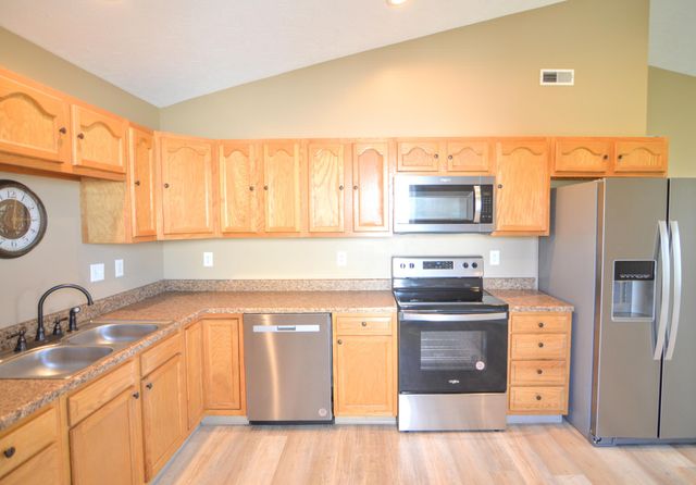 304 Brentwood Drive, Dry Ridge, KY 41035