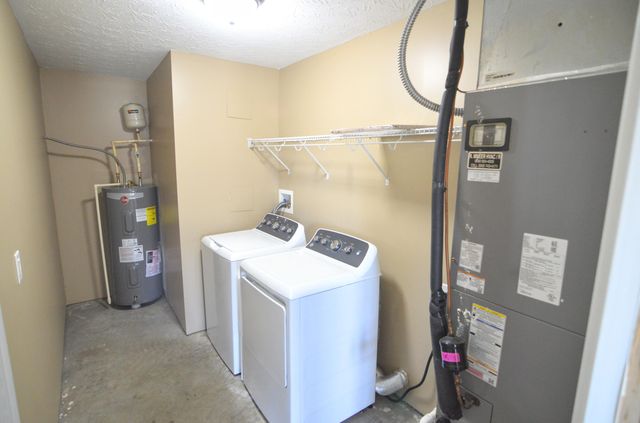 304 Brentwood Drive, Dry Ridge, KY 41035