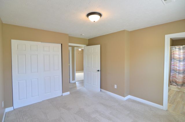 304 Brentwood Drive, Dry Ridge, KY 41035