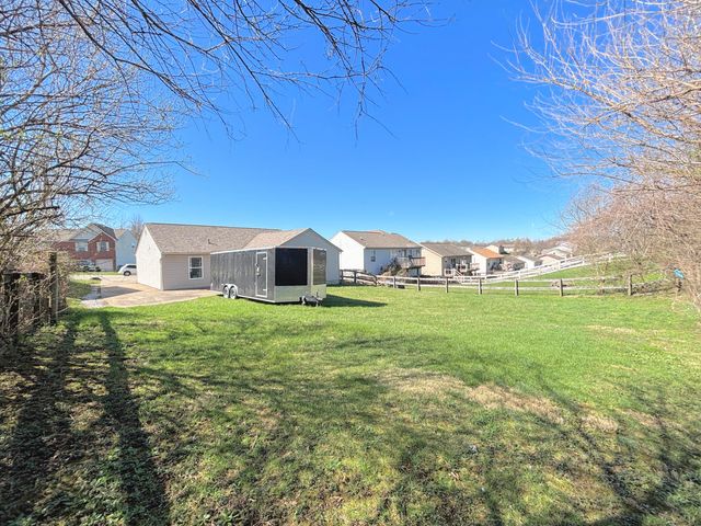 304 Brentwood Drive, Dry Ridge, KY 41035