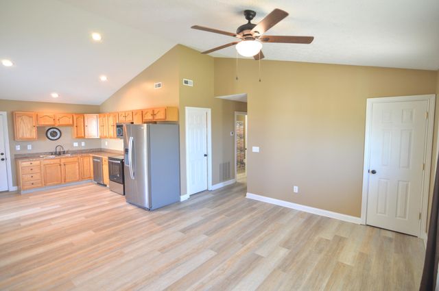 304 Brentwood Drive, Dry Ridge, KY 41035