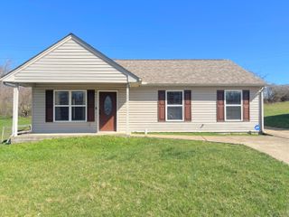 304 Brentwood Drive, Dry Ridge, KY 41035