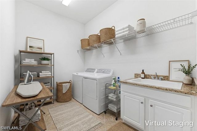 1575 Santiago CIR, Naples, FL 34113