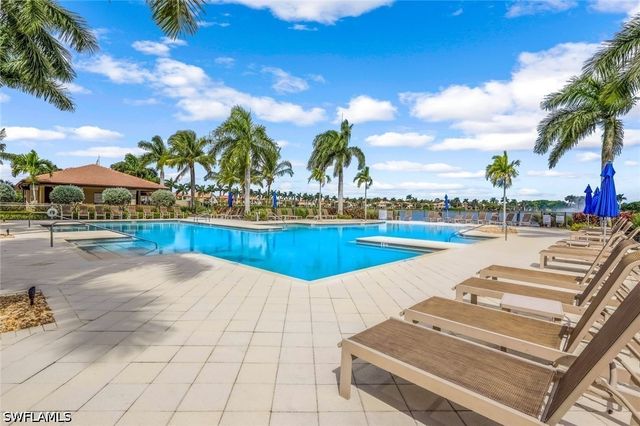 1575 Santiago CIR, Naples, FL 34113
