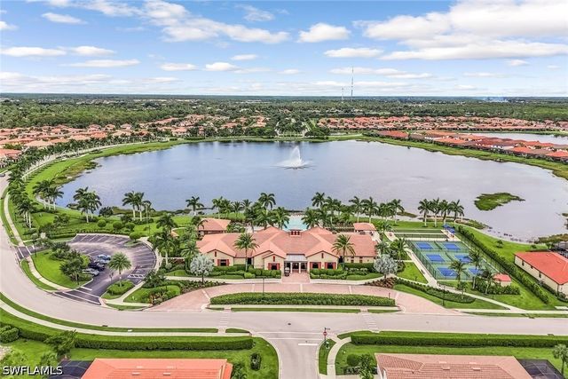 1575 Santiago CIR, Naples, FL 34113